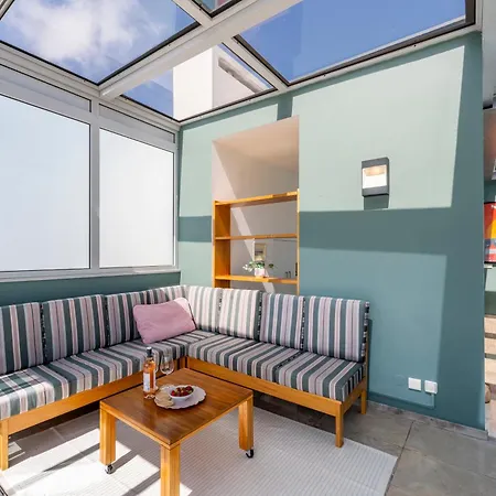 Penthouse Boa Vista - Private Pool & Sea Views