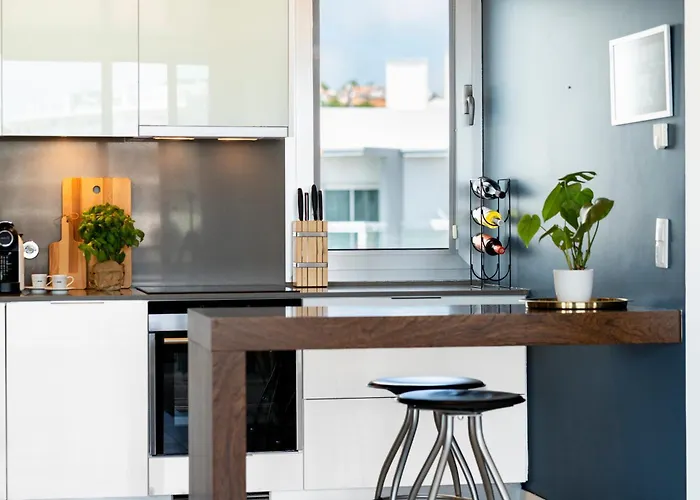 Penthouse Boa Vista - Private Pool & Sea Views نازاريه